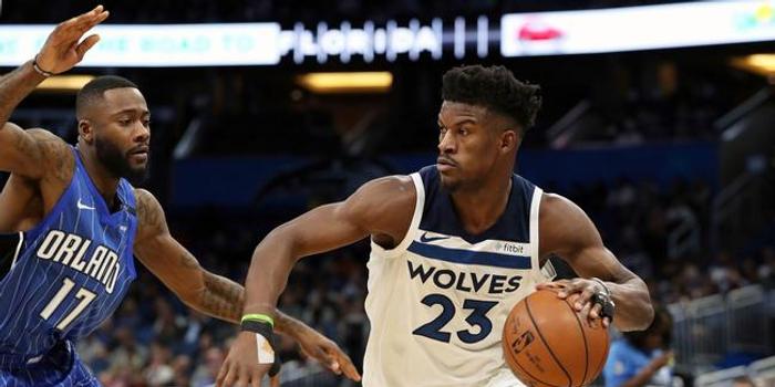  魔术爆冷终结雄鹿十二连胜  